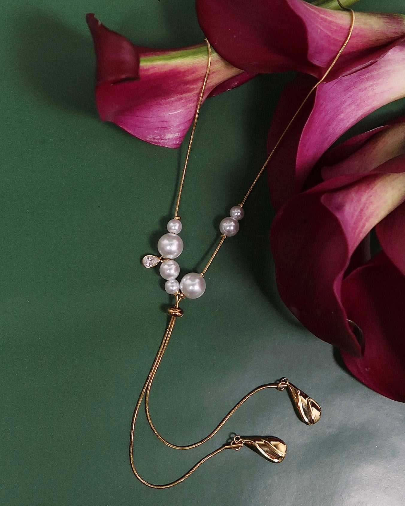 Benny Bolo Pearl Necklace : Hypoallergenic and Water Resistant