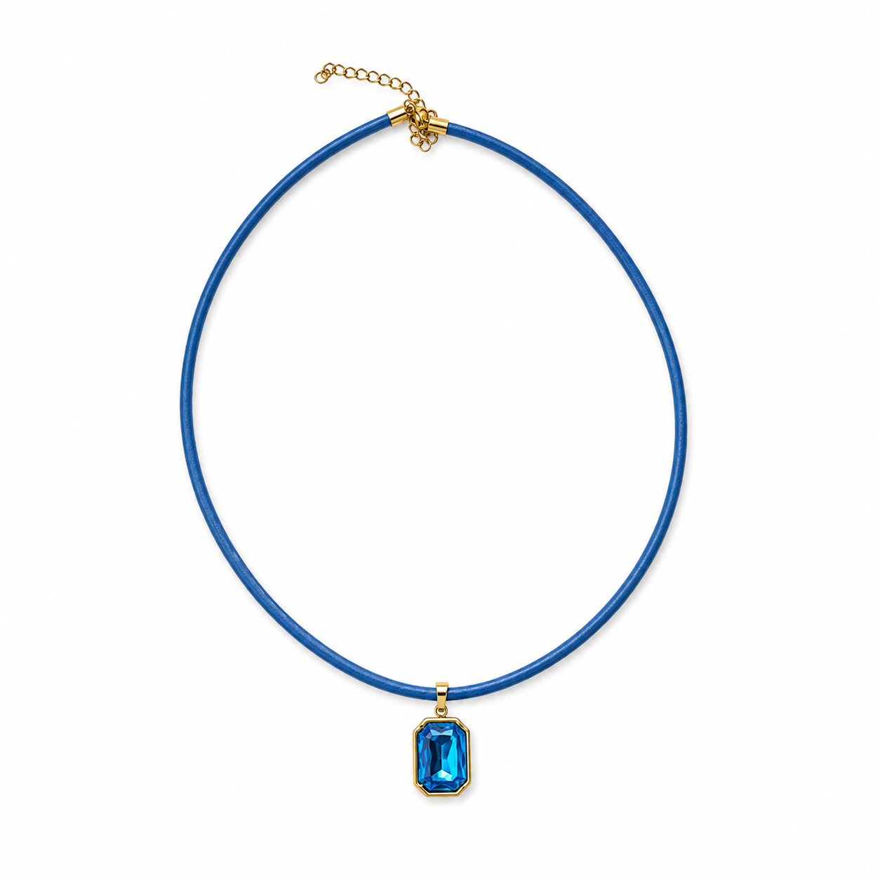 Quin Pendant Necklace : Hypoallergenic and Water Resistant