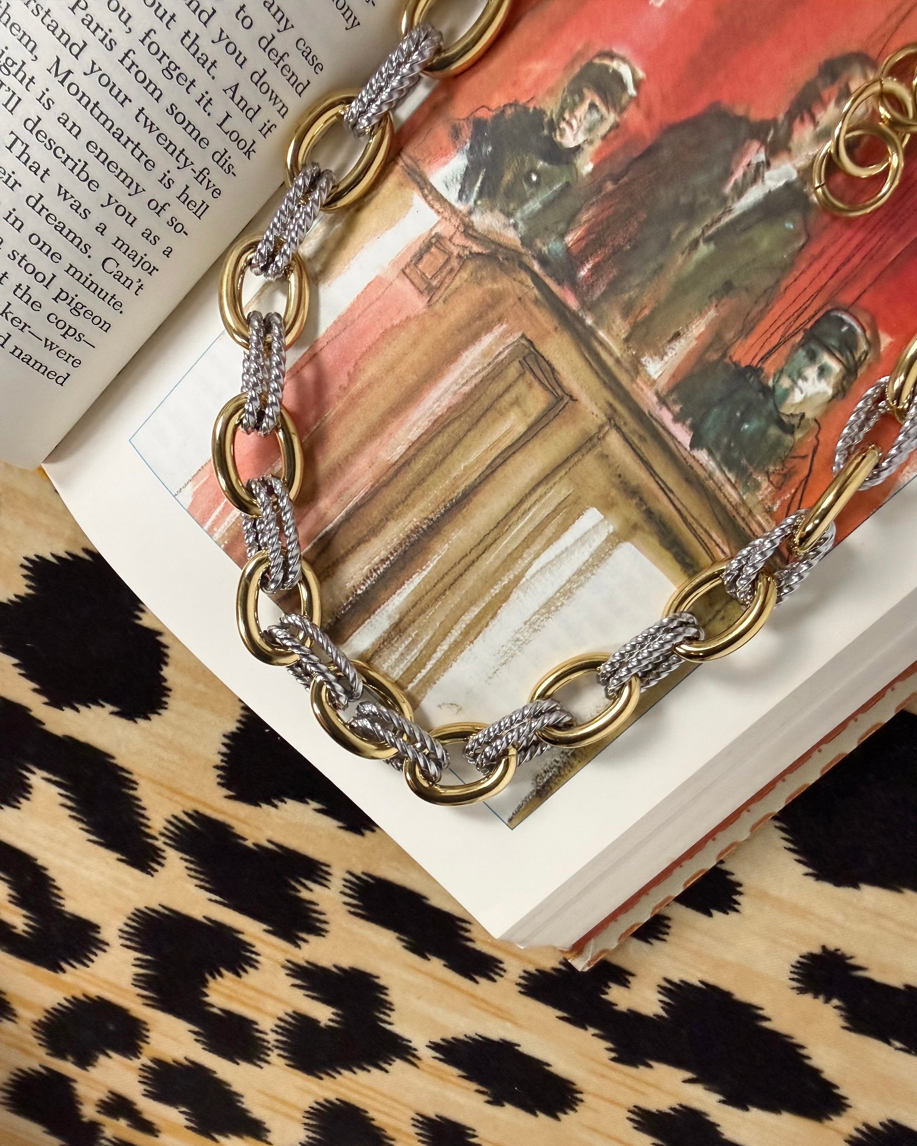 London Two Tone Chain Necklace : Hypoallergenic and Water Resistant