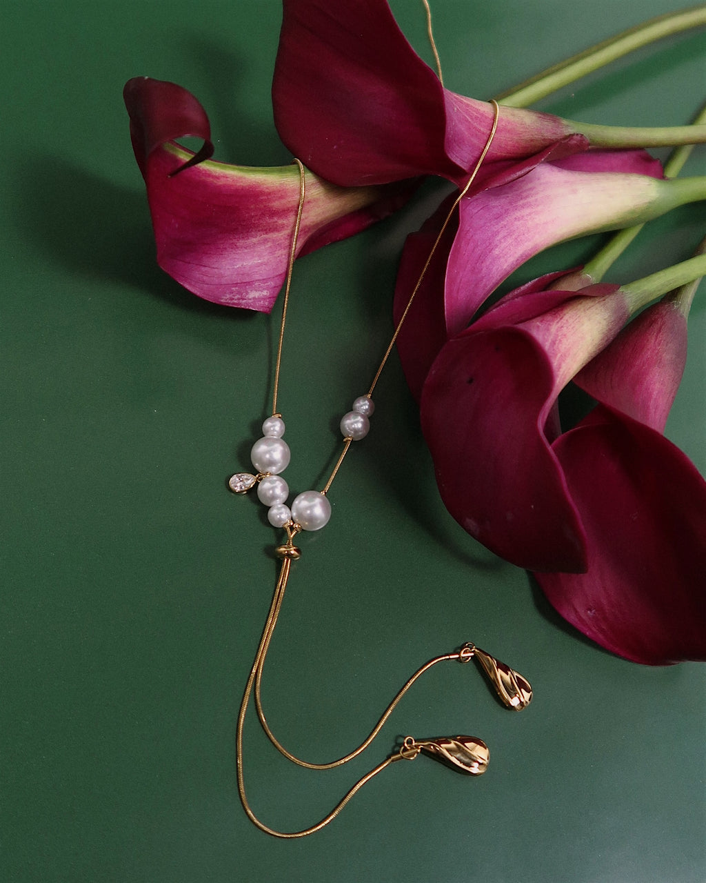 Benny Bolo Pearl Necklace : Hypoallergenic and Water Resistant