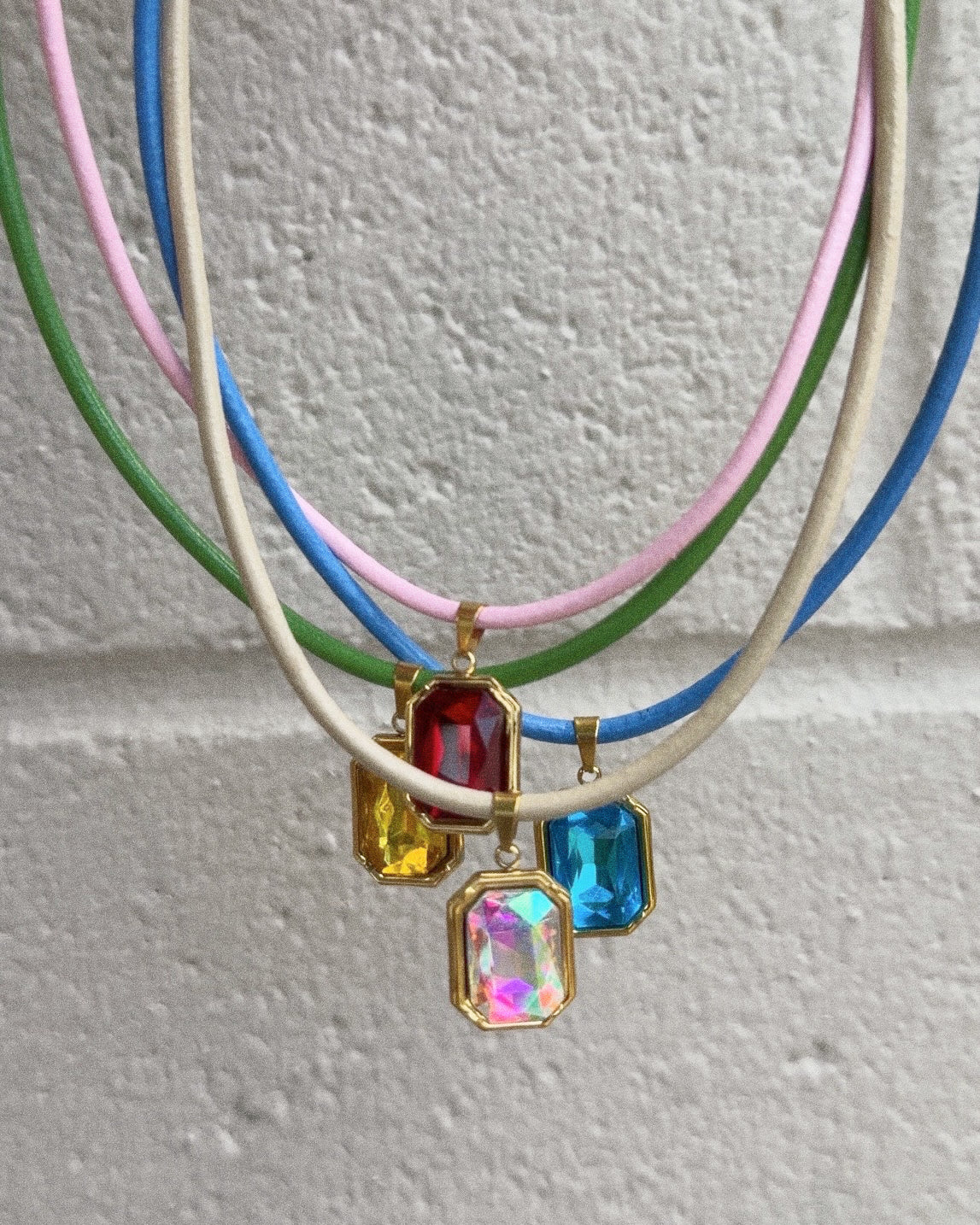 Quin Pendant Necklace : Hypoallergenic and Water Resistant
