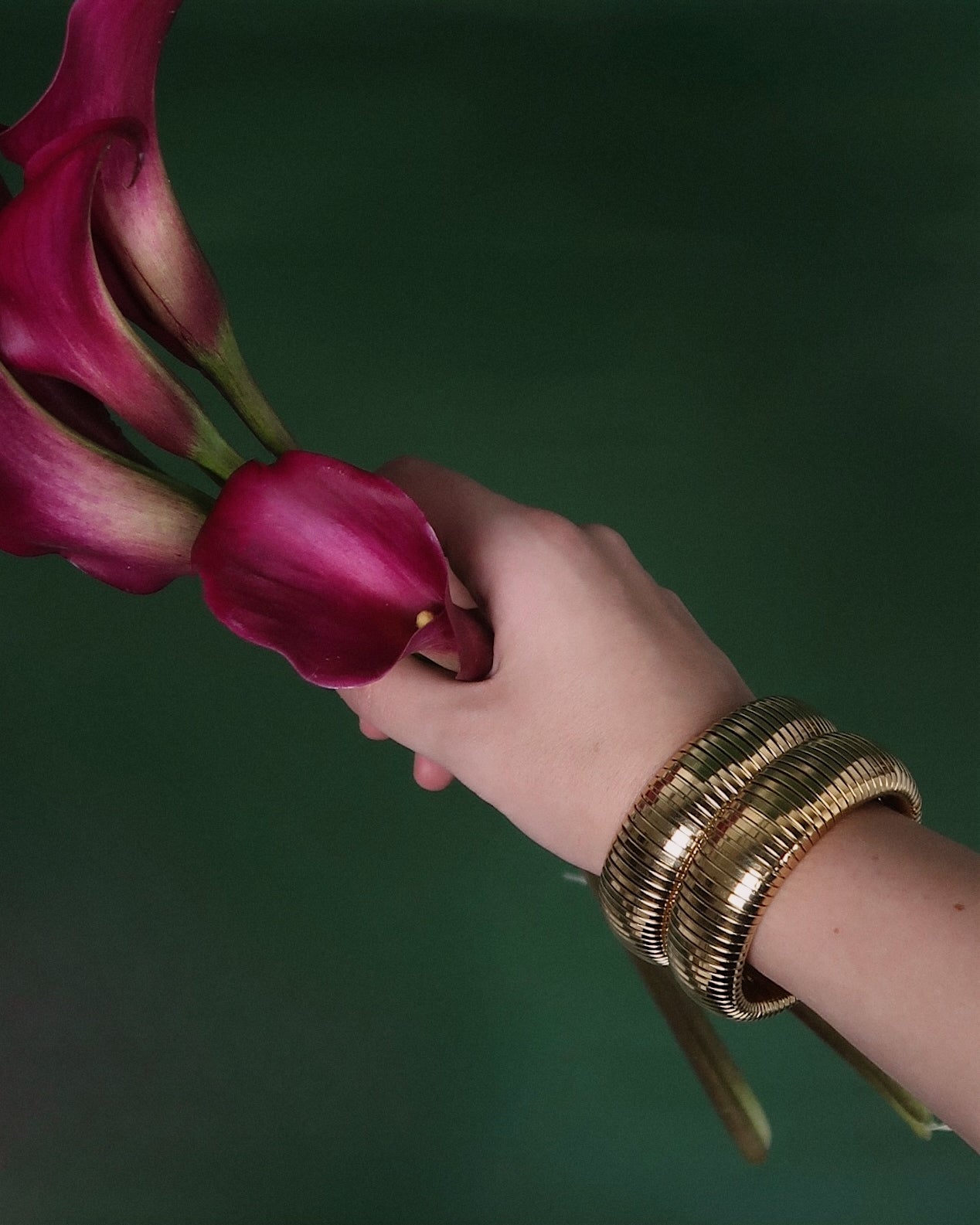 June Tube Bracelet : Hypoallergenic and Water Resistant