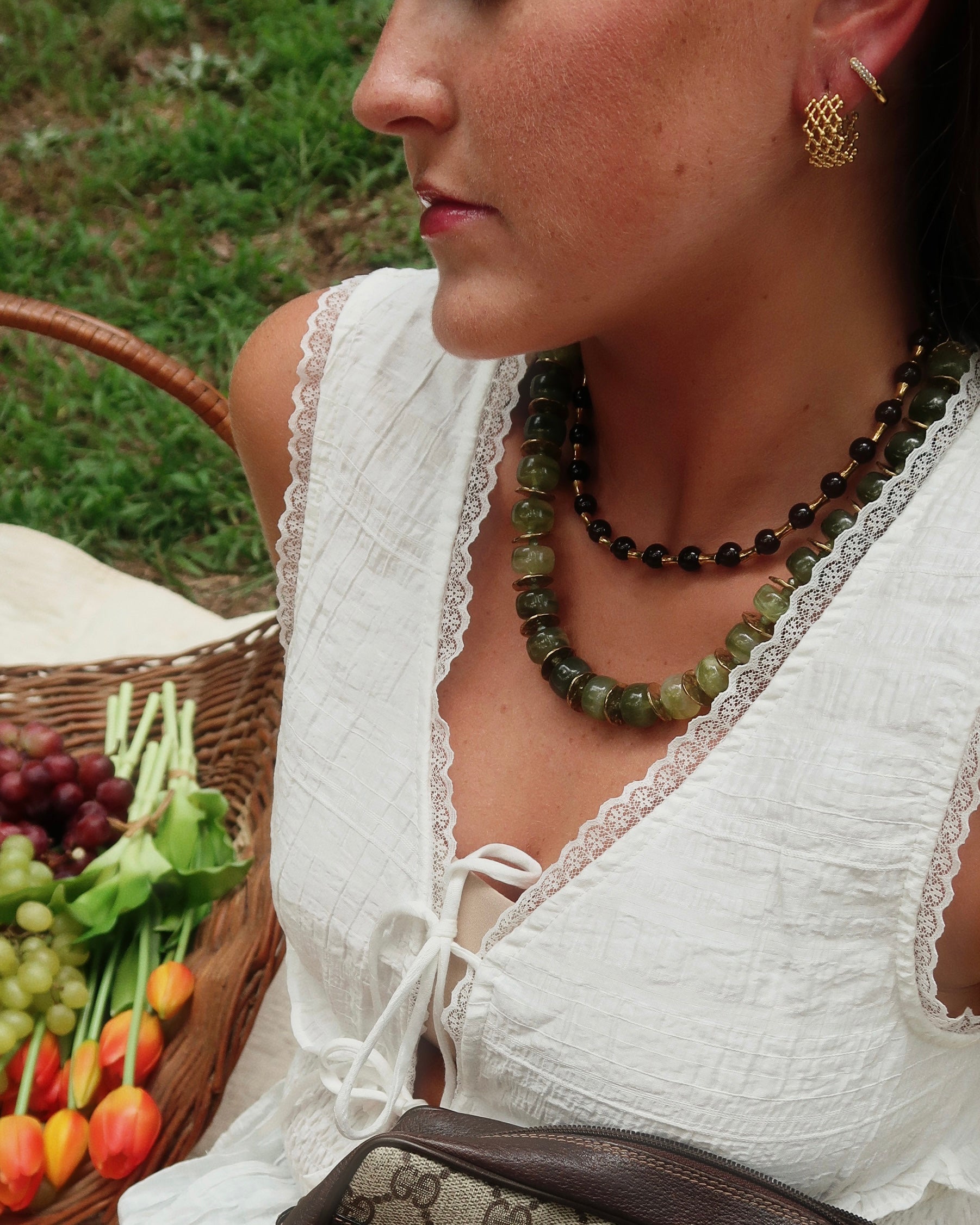Polly Basket Weave Hoop : Hypoallergenic and Water Resistant