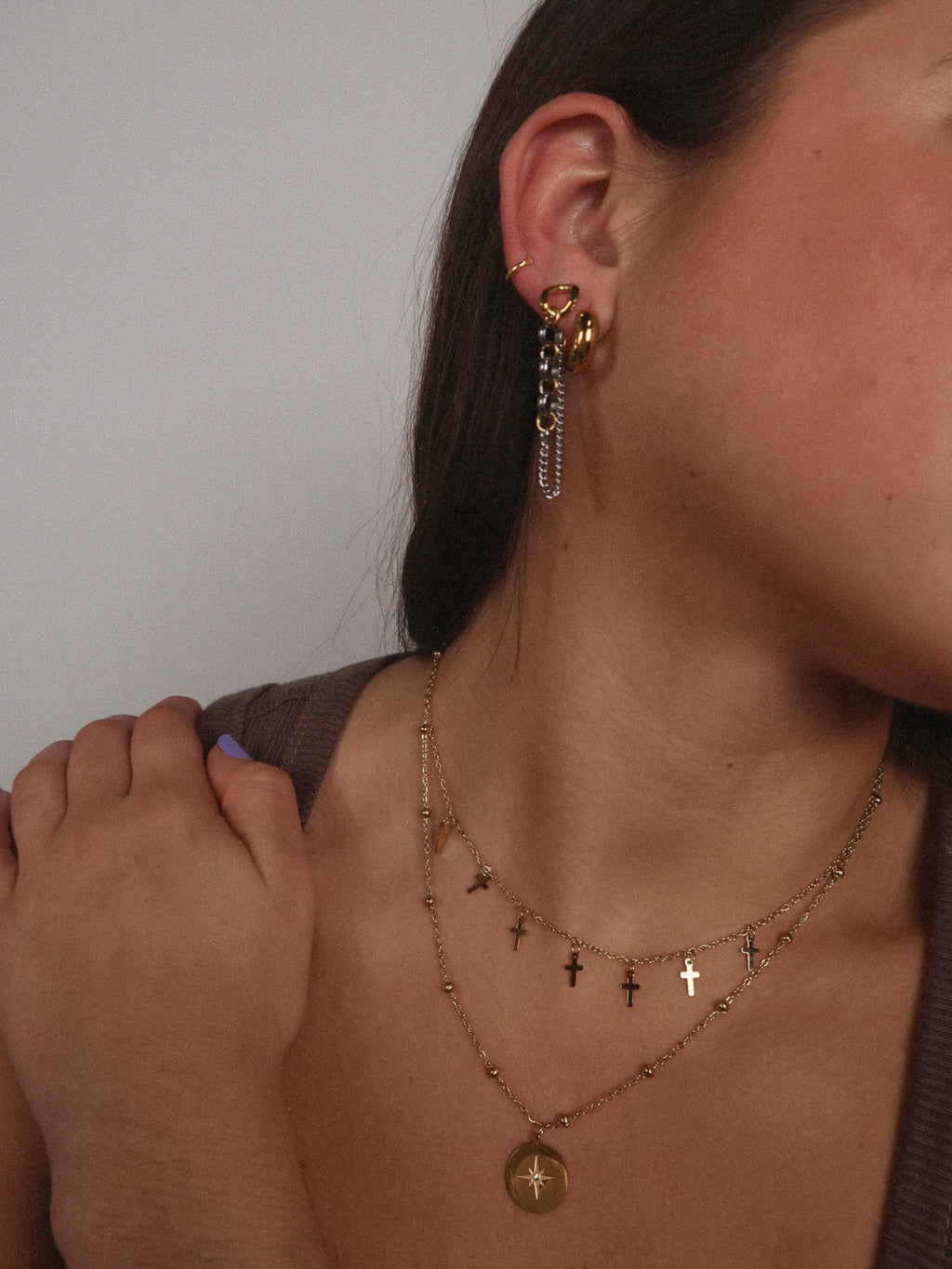 Leah Two Tone Chain Stud : Hypoallergenic and Water Resistant