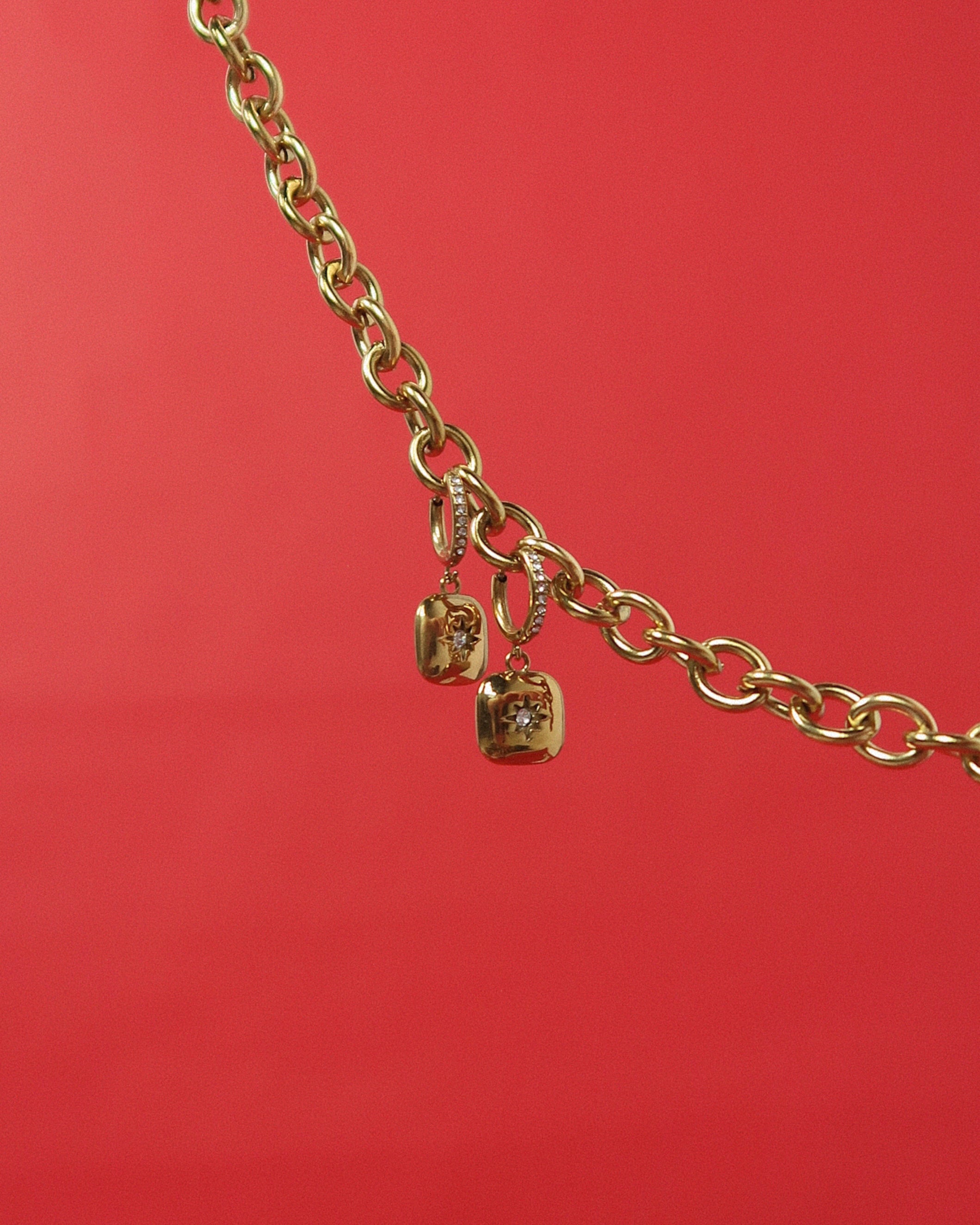 Demi Huggie : Hypoallergenic and Water Resistant