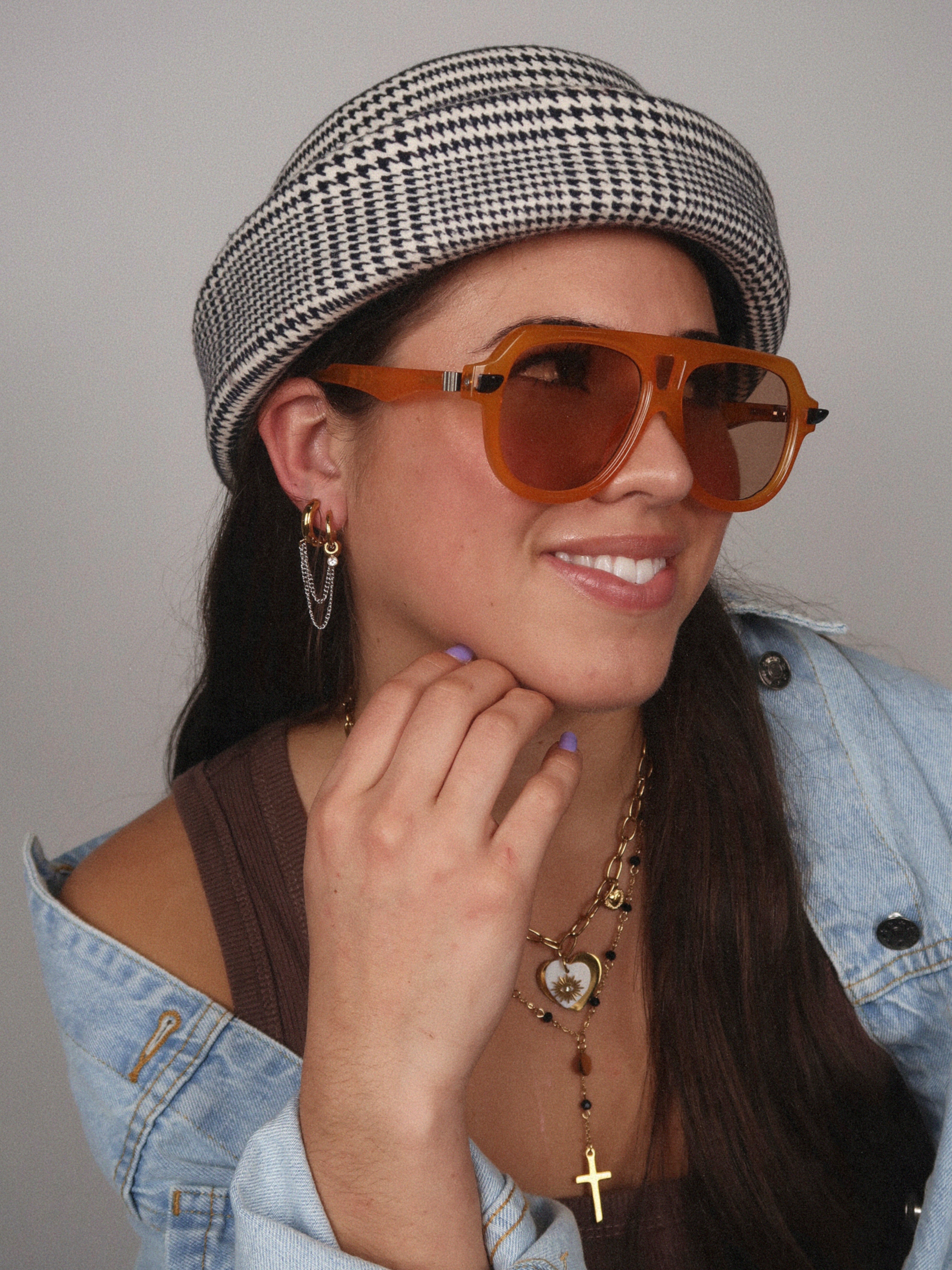 Isla Two Tone Chain Huggie : Hypoallergenic and Water Resistant