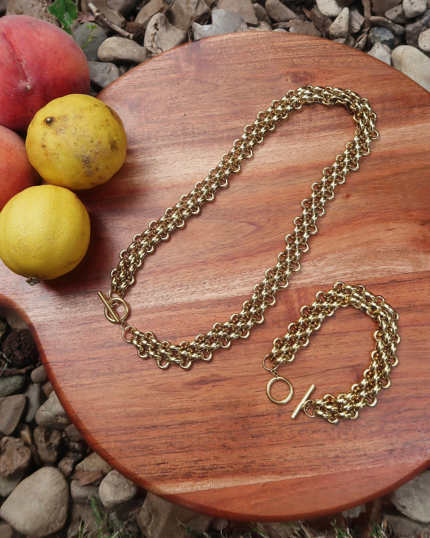 Glendale Toggle Bracelet : Hypoallergenic and Water Resistant
